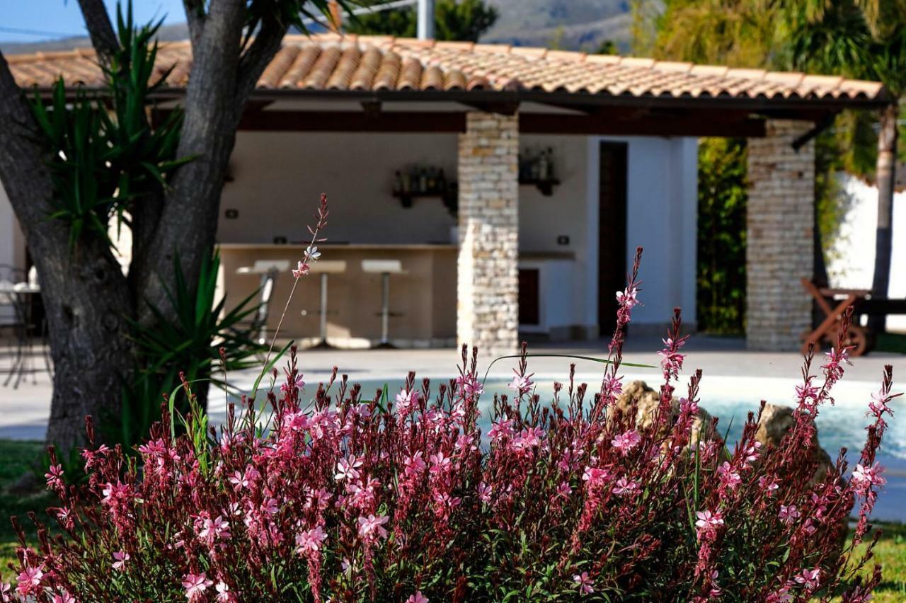 Villa Araucaria Partinico Exterior photo