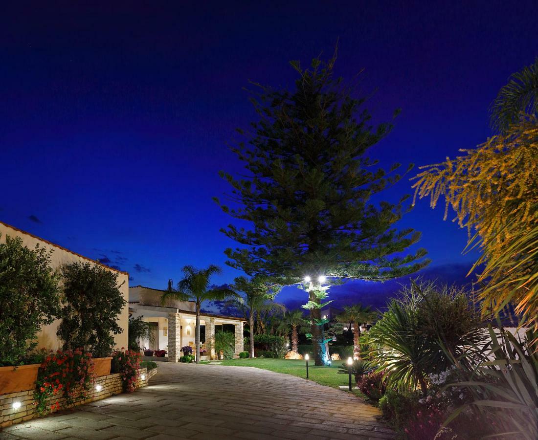 Villa Araucaria Partinico Exterior photo