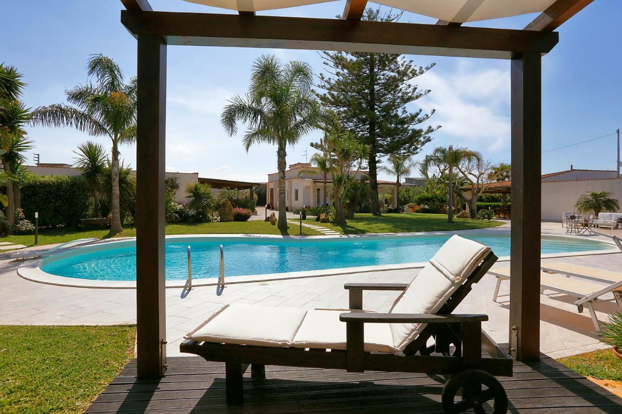 Villa Araucaria Partinico Exterior photo